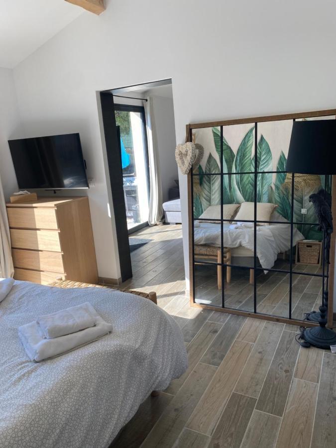 Petit Nid Douillet En Luberon Avec Spa Ansouis Kültér fotó