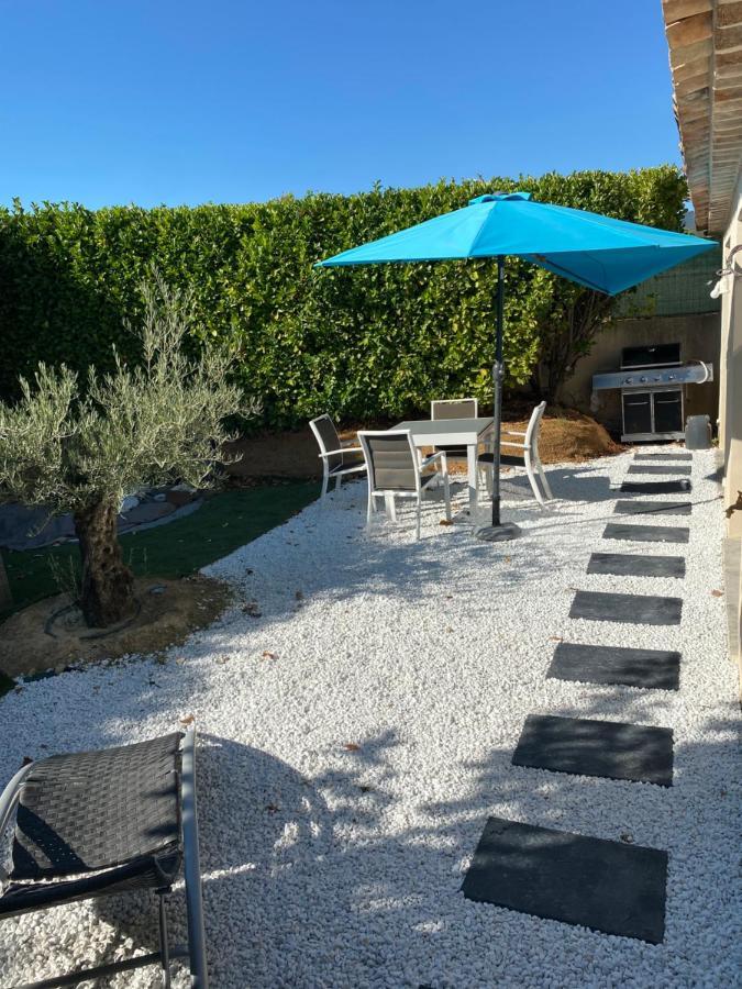 Petit Nid Douillet En Luberon Avec Spa Ansouis Kültér fotó